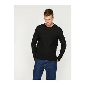 Koton Men's Black Pocket Detailed Sweater vyobraziť