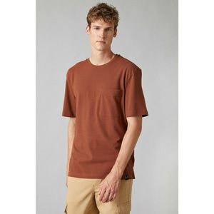 Koton Basic Tshirt with Men's RENT Pocket vyobraziť