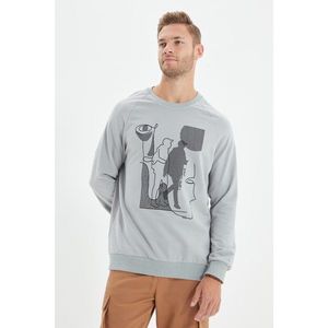 Trendyol Gray Men's Regular Fit Long Sleeve Crew Neck Printed Sweatshirt vyobraziť