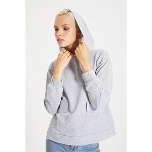 Trendyol Gray Pocket Detailed Boyfriend Knitted Sweatshirt vyobraziť