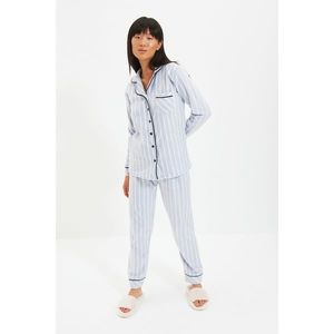 Trendyol Blue Striped Piping Detailed Knitted Pajamas Set vyobraziť