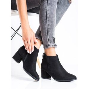 CLASSIC BLACK VINCEZA ANKLE BOOTS vyobraziť