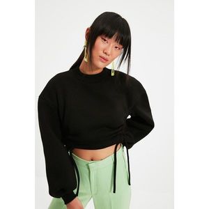 Trendyol Black Ruffle Detailed Crop Knitted Sweatshirt vyobraziť