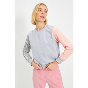 Trendyol Gray Knitted Sweatshirt vyobraziť