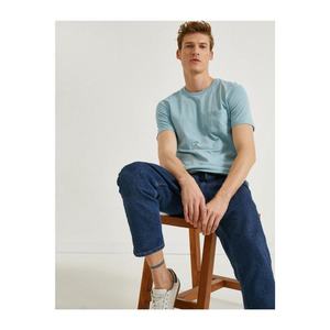Koton Men's Blue Crew Neck T-Shirt Short Sleeve Basic Cotton vyobraziť