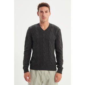 Trendyol Anthracite Men's Slim Fit V-Neck Knitted Detailed Sweater vyobraziť