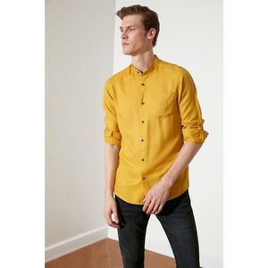 Trendyol Mustard Men's Regular Fit Dominating Collar Viscose Shirt vyobraziť