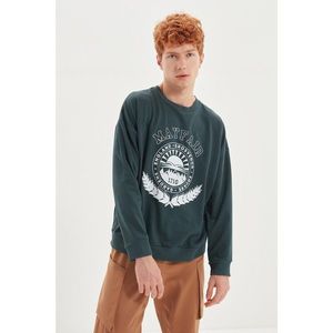 Trendyol Emerald Green Men's Oversize Crew Neck Long Sleeve Printed Sweatshirt vyobraziť
