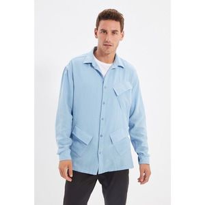 Trendyol Blue Men's Oversize Shirt Collar Asymmetrical Pocket Textured Shirt vyobraziť