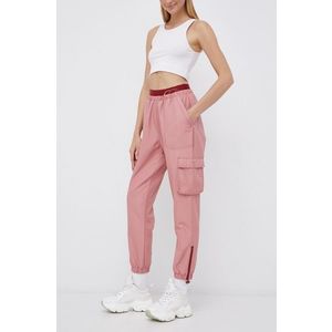 Nohavice Reebok Classic HD4768 dámske, ružová farba, jogger, stredne vysoký pás vyobraziť