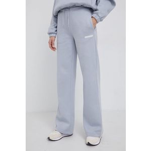 Nohavice Calvin Klein Jeans dámske, šedá farba, jednofarebné vyobraziť