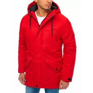 Pohodlná červená bunda na zimu vyobraziť
