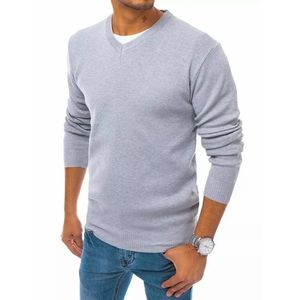 Elegantný svetlo-šedý sveter s véčkovým výstrihom vyobraziť