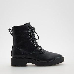 Reserved - Členkové topánky so šnurovaním - Čierna vyobraziť