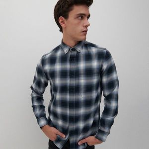 Reserved - Kockovaná košeľa regular fit - Modrá vyobraziť