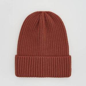 Reserved - Viskózová úpletová čiapka beanie - Bordový vyobraziť