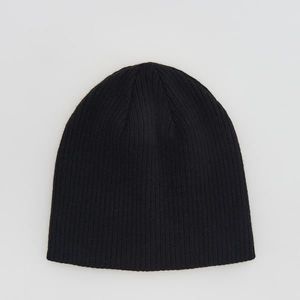 Reserved - Basic čiapka beanie - Čierna vyobraziť