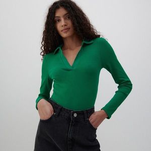 Reserved - Body s golierom v štýle trička polo - Zelená vyobraziť