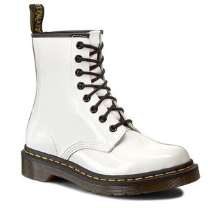 Glady DR. MARTENS vyobraziť