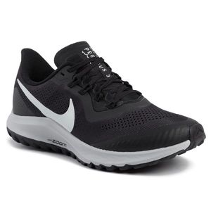 Topánky NIKE vyobraziť