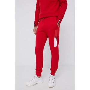 Nohavice Tommy Hilfiger pánske, červená farba, s potlačou vyobraziť