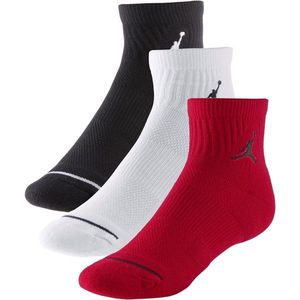 Jordan Športové ponožky 'Quarter' červená / čierna / biela vyobraziť