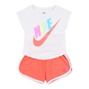 Nike Sportswear Set 'FUTURA SS TEE & SHORT SET' oranžová vyobraziť