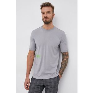 Bavlnené tričko Hugo šedá farba, jednofarebné vyobraziť