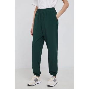 Obojstranné nohavice GAP dámske, zelená farba, jogger, stredne vysoký pás vyobraziť