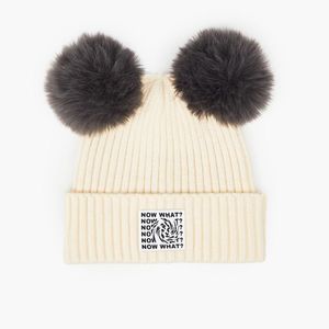 Cropp - Čiapka beanie s brmbolcami - Béžová vyobraziť