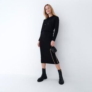 Mohito - Šaty s kapucňou Eco Aware - Čierna vyobraziť