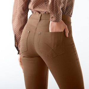 Blancheporte Tvarujúce nohavice s 5 vreckami oriešková 52 vyobraziť