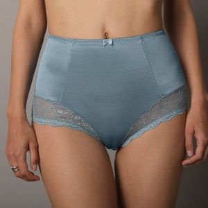 Blancheporte Sťahujúce nohavičky zo saténu a čipky Salford, súpr. 2 ks modrá+bridlicová 54/56 vyobraziť
