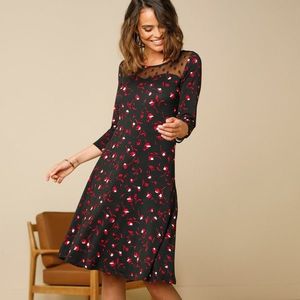 Blancheporte Rozšírené šaty s kvetinovým vzorom a vyšívanou náprsenkou čierna/červená 54 vyobraziť