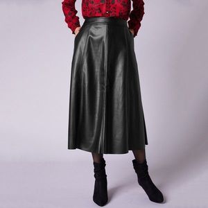 Blancheporte Koženková (1) midi sukňa, rozšírený strih čierna 42 vyobraziť