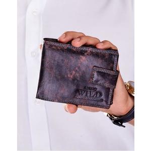 Čiernohnedá kožená peňaženka s odreninami vyobraziť