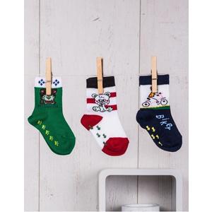 Tri balenia protišmykových ponožiek s veselými farebnými potlačami pre chlapca alebo dievča vyobraziť