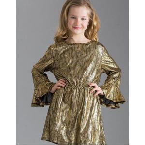 Dievčenské šaty so zlatým pruhom vyobraziť