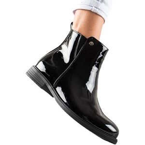 čierne elegantné nízke členkové topánky vyobraziť