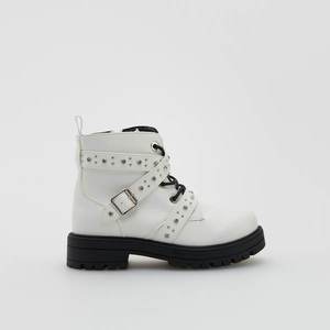 Reserved - Biele členkové topánky - Biela vyobraziť