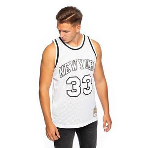 Mitchell & Ness New York Knicks 33 Patrick Ewing NBA White Black Swingman Jersey - M vyobraziť