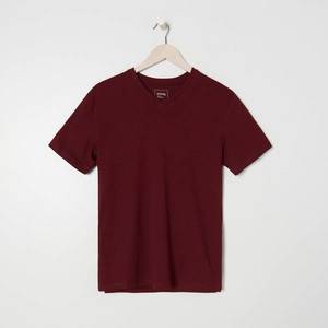 Sinsay - Basic tričko s véčkovým výstrihom - Bordový vyobraziť