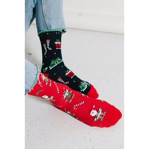 Červené vzorované ponožky Santas Team 079 vyobraziť