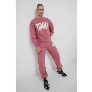 Mikina Tommy Jeans pánska, ružová farba, s nášivkou vyobraziť