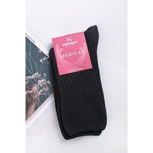 Čierne bavlnené zdravotné ponožky s voľným lemom Libena vyobraziť