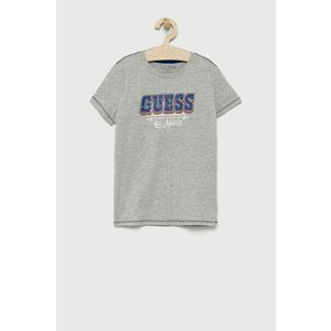 Detské bavlnené tričko Guess šedá farba, s potlačou vyobraziť