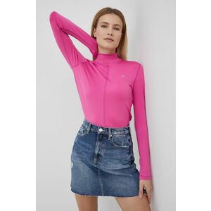 Tričko s dlhým rukávom Tommy Jeans dámsky, ružová farba, s polorolákom vyobraziť