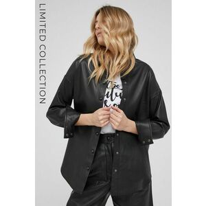 Kožená košeľa Answear Lab x limitovaná kolekcia NO SHAME dámska, čierna farba, voľný strih, s klasickým golierom vyobraziť