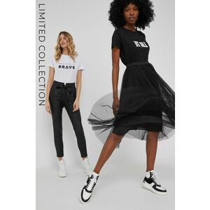 Bavlnené tričko Answear Lab x limitovaná kolekcia NO SHAME čierna farba, vyobraziť