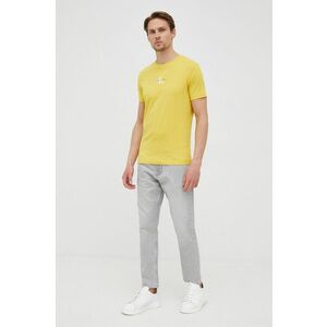 Bavlnené tričko Calvin Klein Jeans žltá farba, s potlačou vyobraziť